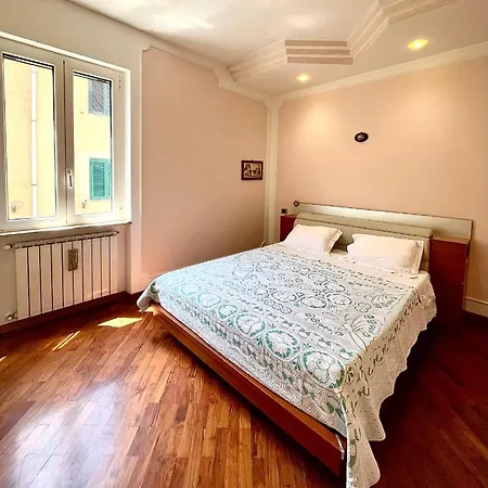 Lulu House Apartment *