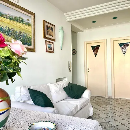 Lulu House Apartment